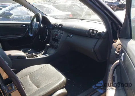 2004 Mercedes-Benz C 230 Kompressor Sport/Sport from USA, damaged, VIN WDBRF40J74A583591